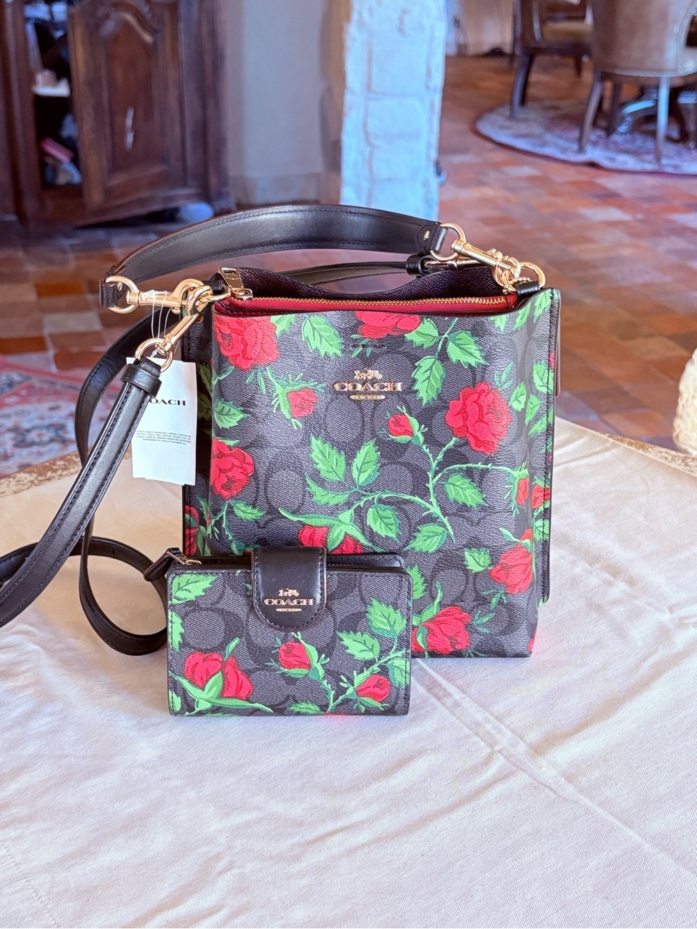 Coach rose mollie 22 bucket bag &wallet rare NWT Authentic